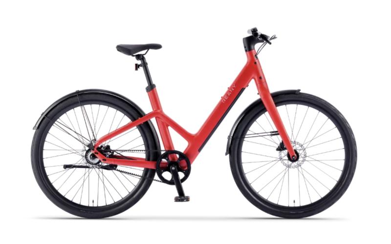 <p>De W1 van Reany is een opvallende verschijning met zijn prachtige kleur en stijlvolle design. Deze elektrische fiets is voorzien van een uitneembare geïntegreerde accu in het frame en dit model is voorzien van een led geïntegreerd display in het carbon stuur wat zorgt voor een strakke en moderne uitstraling. </p>