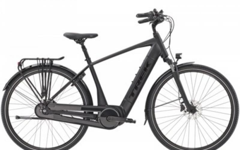 <p>Krachtige motor. Verlaagde instap. Ge&iuml;ntegreerde accu. Verende voorvork. Van &euro;3099,- voor &euro;2799,- met inruil*</p>
